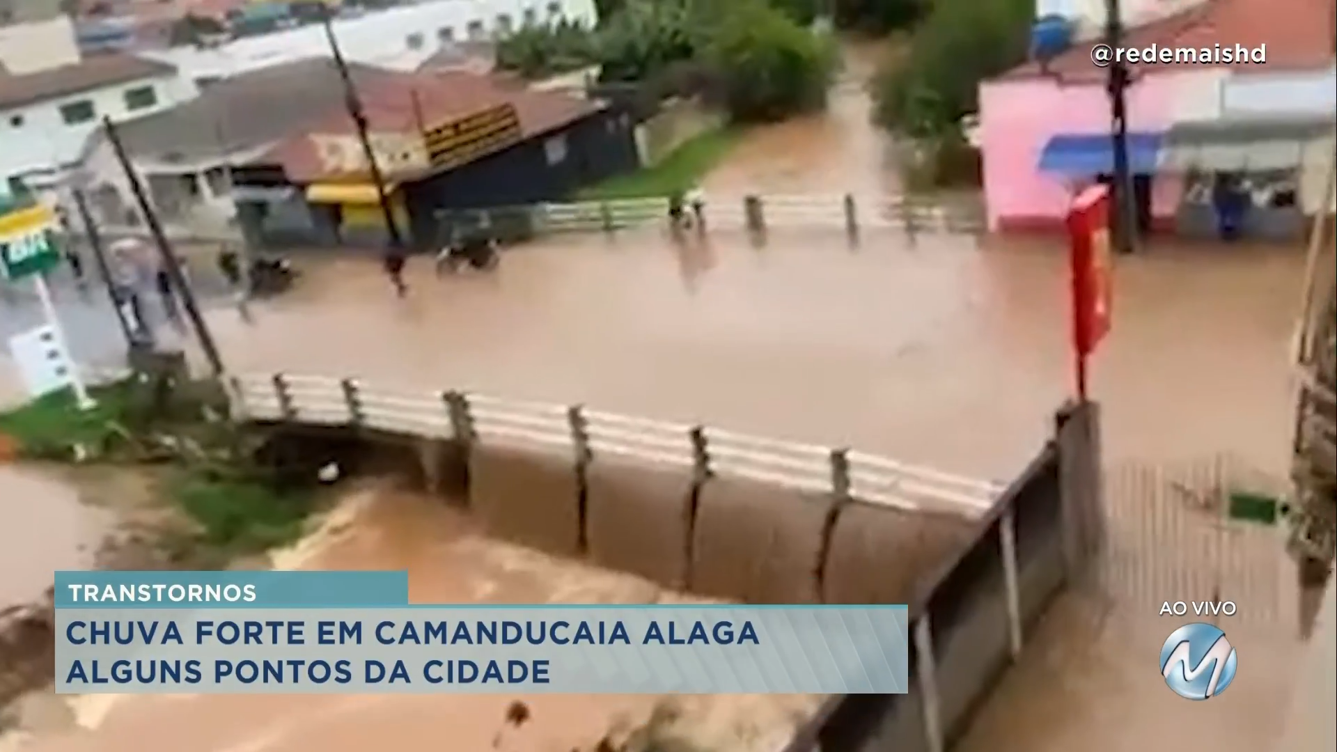 EM CAMANDUCAIA CHUVA FORTE ALAGA ALGUNS PONTOS DA CIDADE Rede Mais