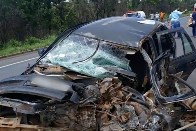 Professor morre em acidente envolvendo 3 veículos em Engenheiro Navarro no Norte de Minas