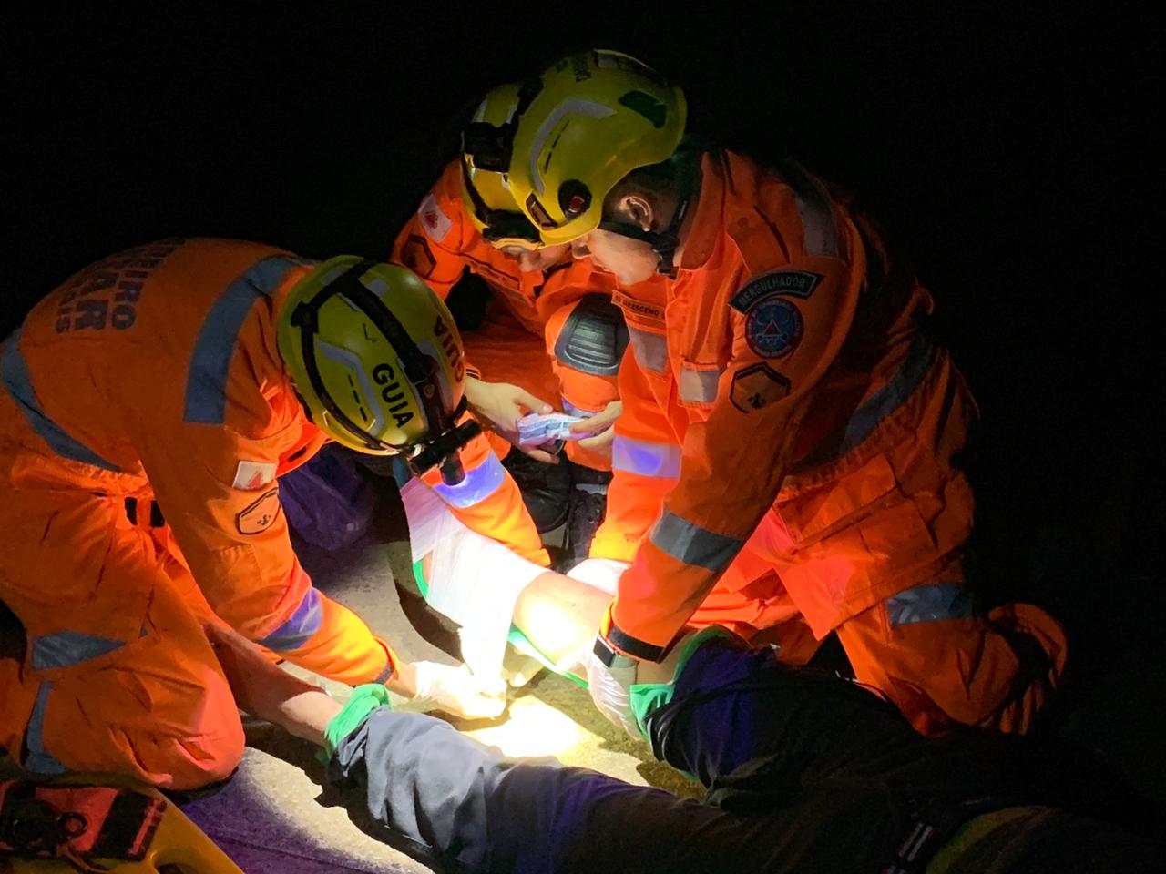 Varginha: homem fica ferido depois de cair em cisterna