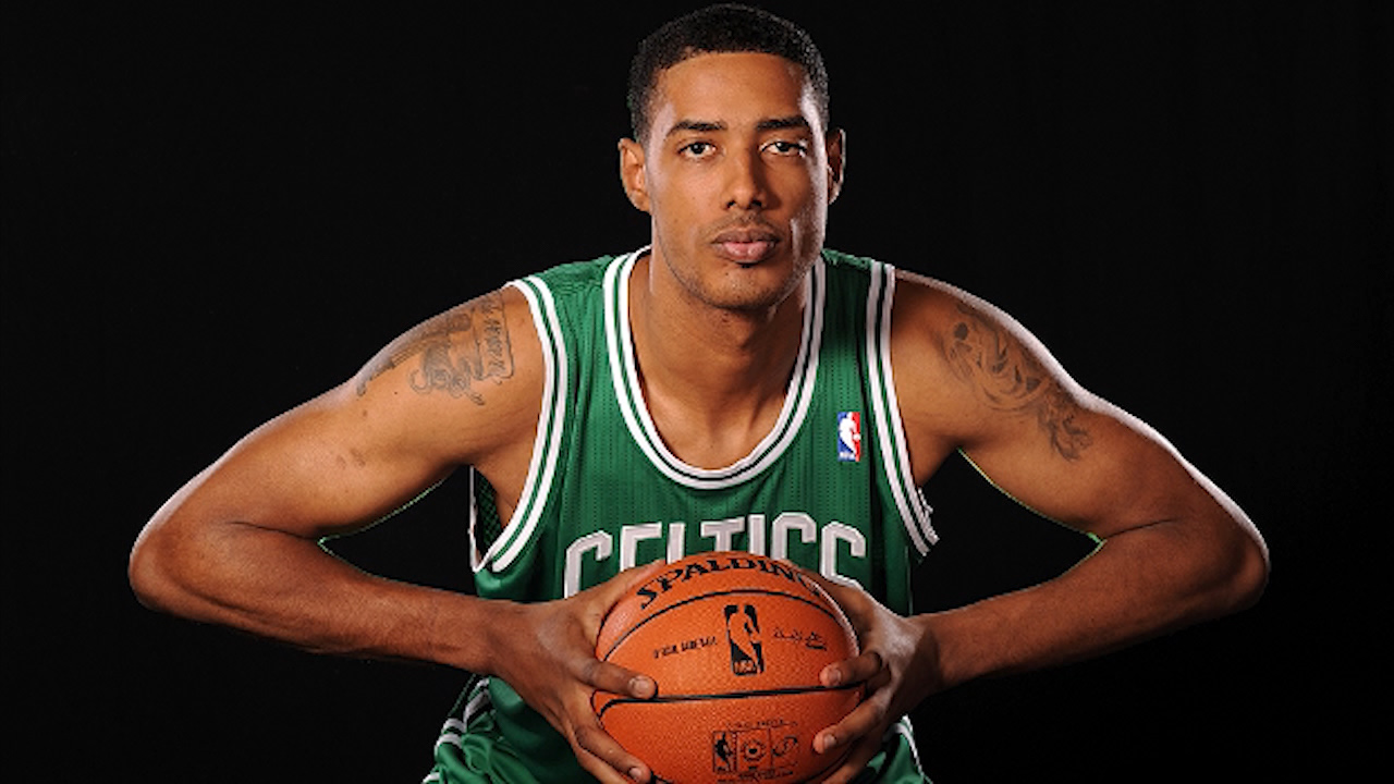 Morre Fab Melo: Jogador mineiro que atuou na ‘NBA’