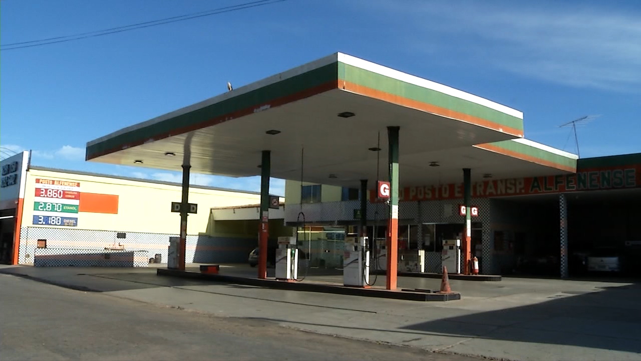 Violência: Bandidos roubam 15 mil de posto