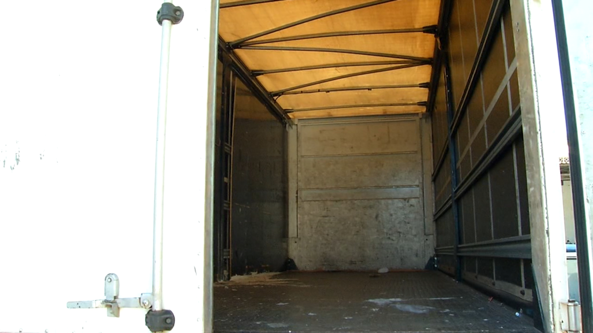 Fernão Dias: quadrilha rouba quase cinco toneladas de peças automotivas