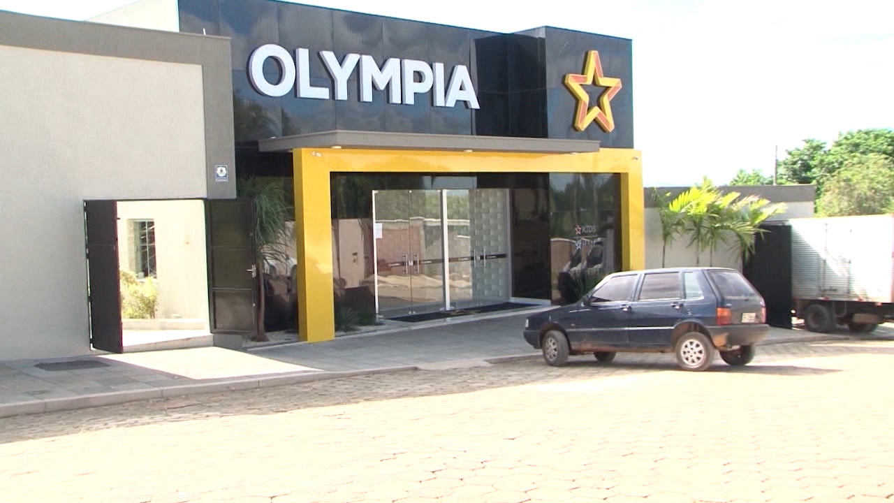 Homem é agredido com coronhadas em festa de pré-carnaval