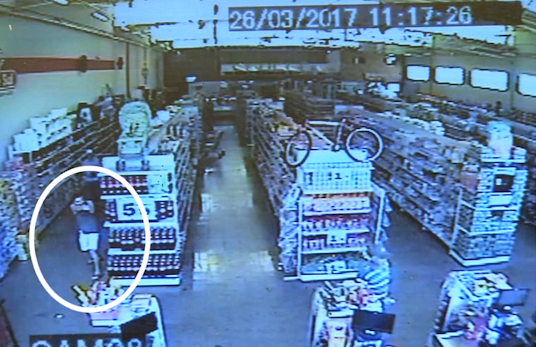 Violência: bandidos assaltam supermercado e fogem em carro roubado