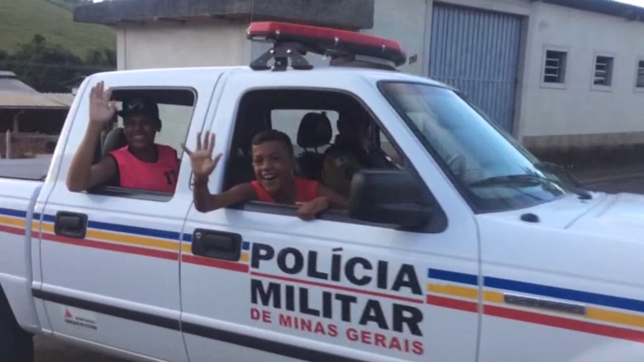 Sonho: menino queria andar na viatura da PM