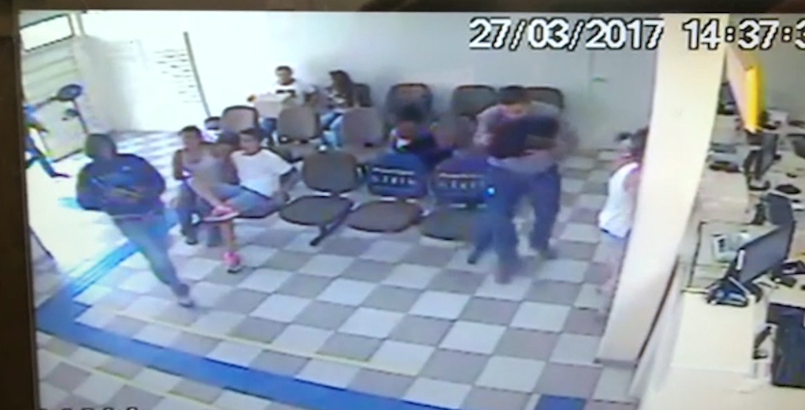 Sem serviço: agência dos Correios é assaltada e interrompe atendimento