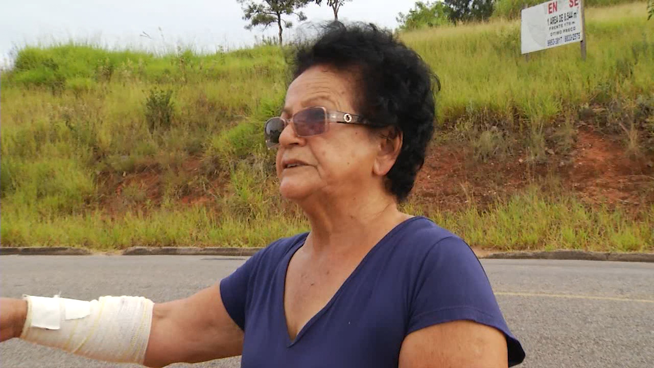 Briga antiga: homem atropela ex-sogra e foge