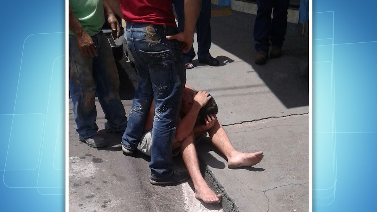 Ladrão é perseguido e linchado após furto