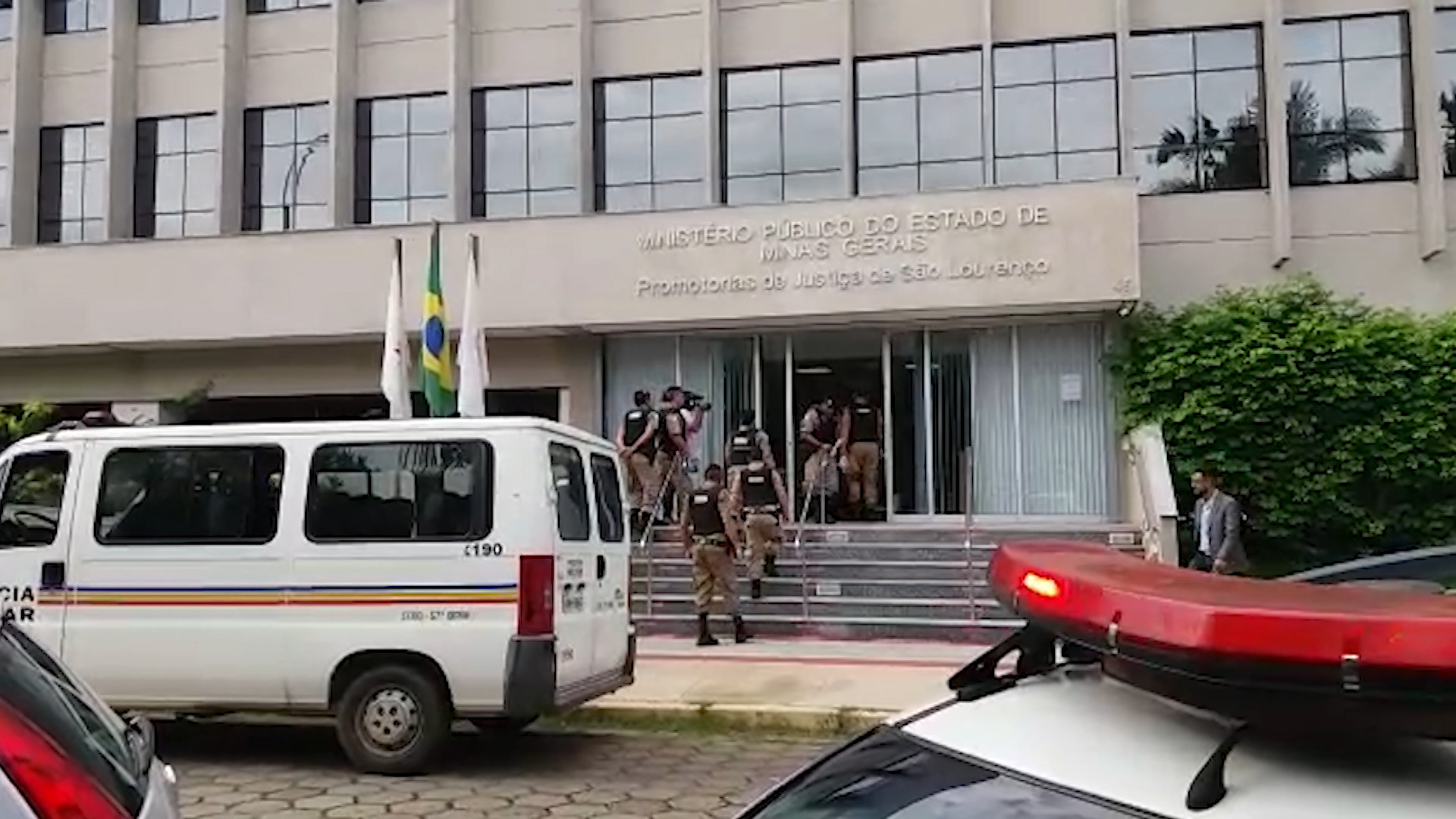 Vários crimes: operação prende 27 pessoas