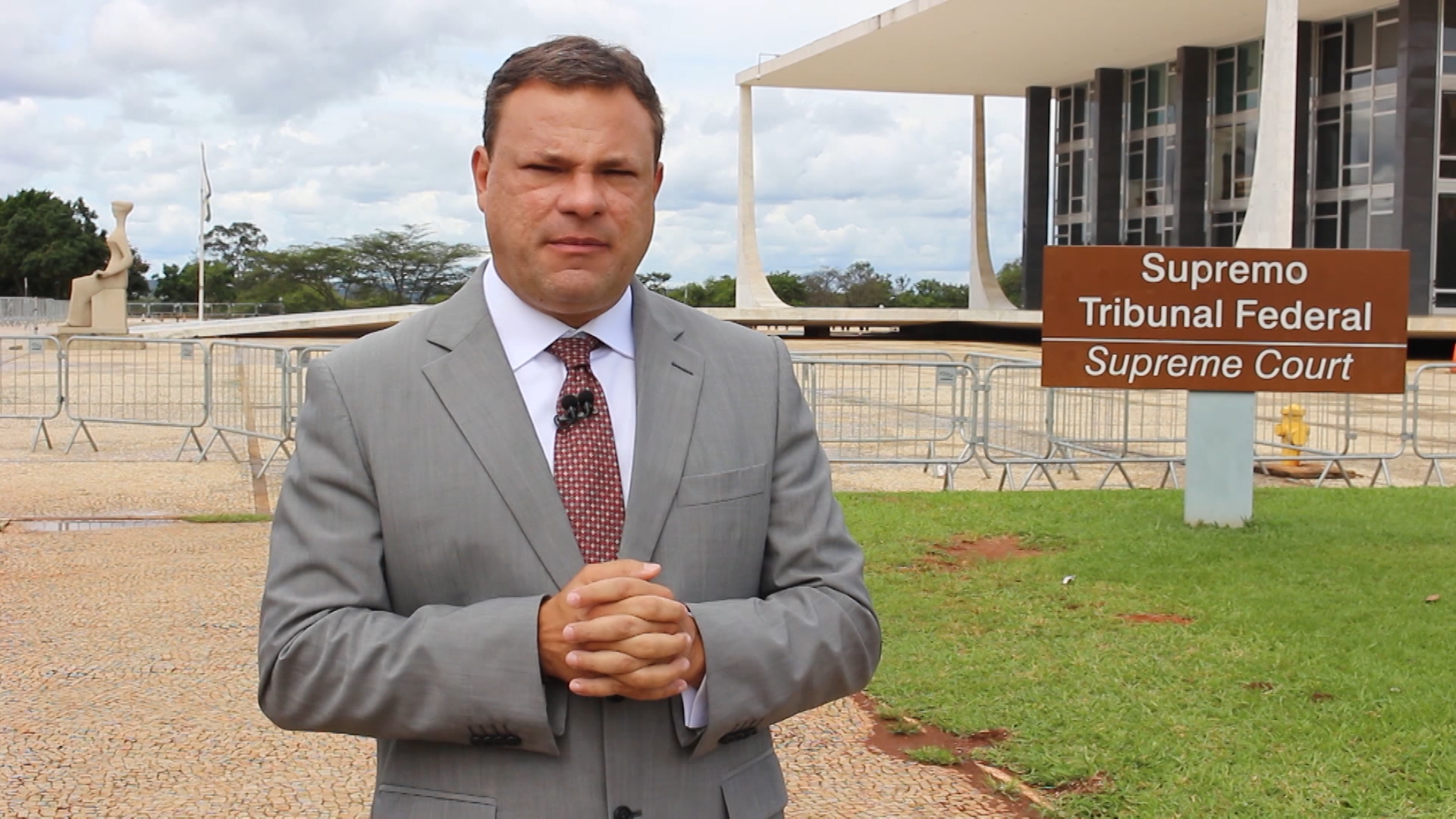 Polêmica: quem está acima do STF?