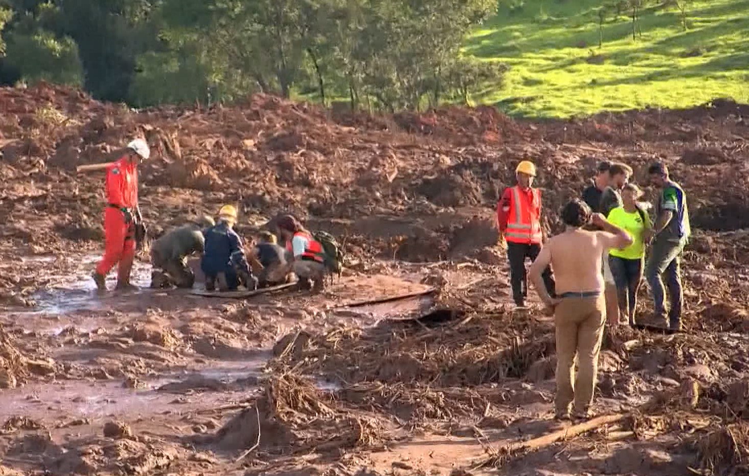 Brumadinho: imersão na lama dificulta identificação