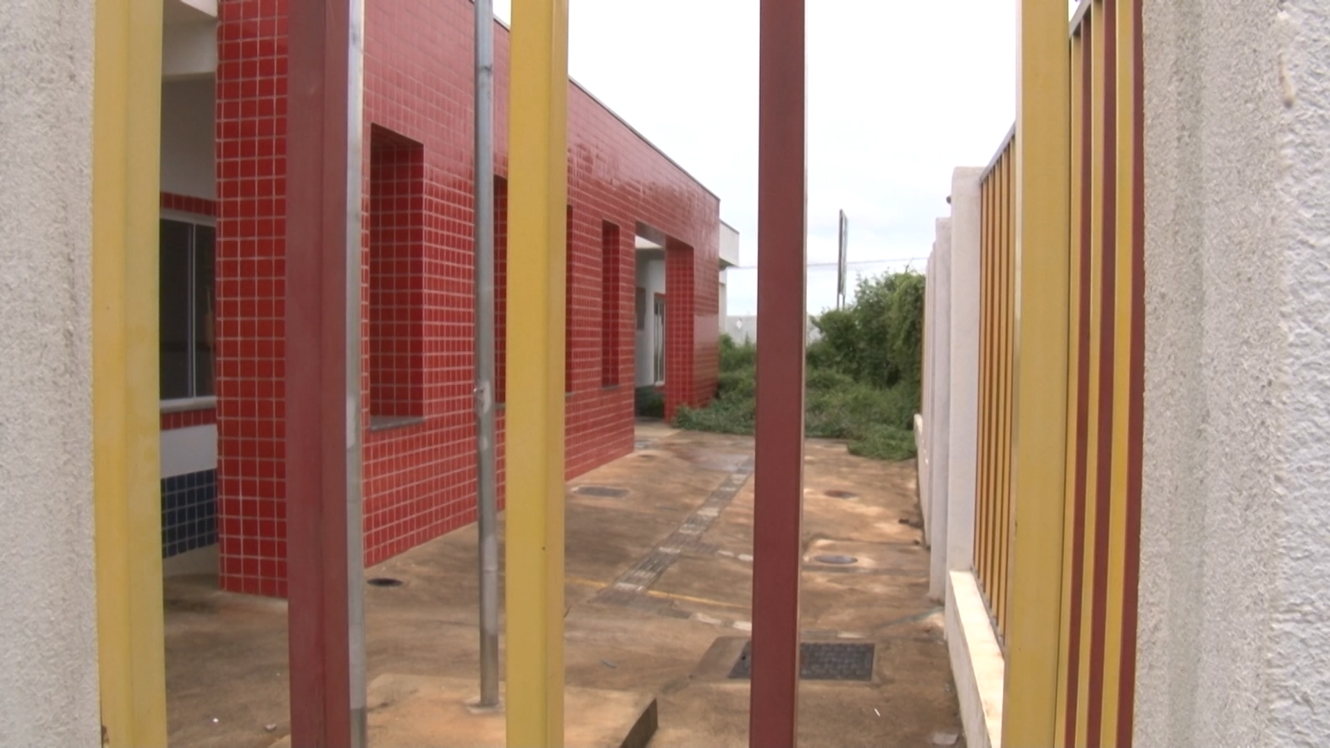 Creche pronta: moradores esperam a inauguração