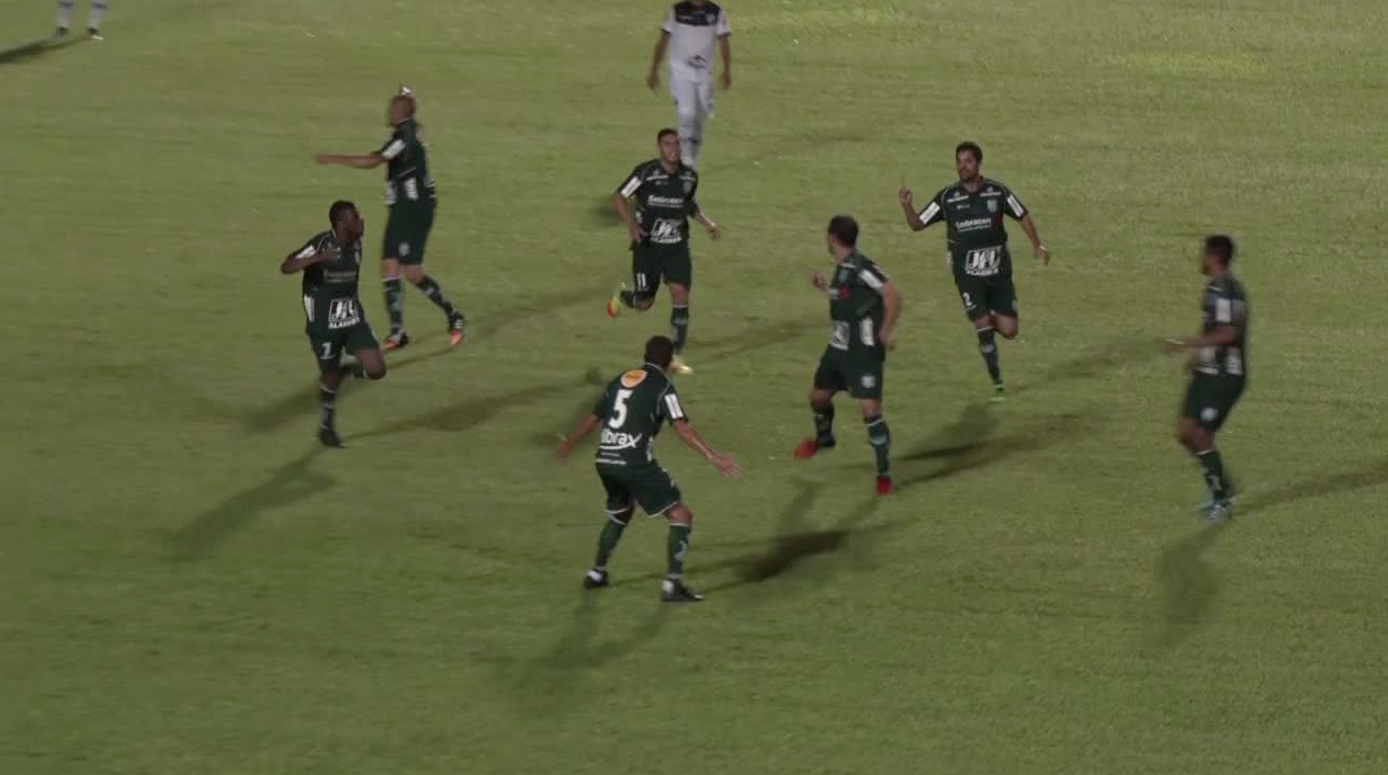 Futebol: Caldense vence e continua firme na busca pelo G-4