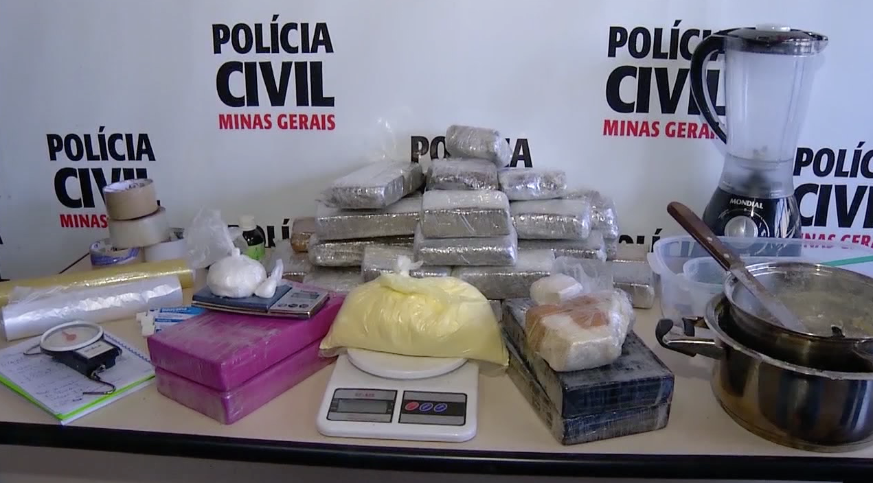 Perdeu: polícia civil estoura refino de droga na Zona da Mata