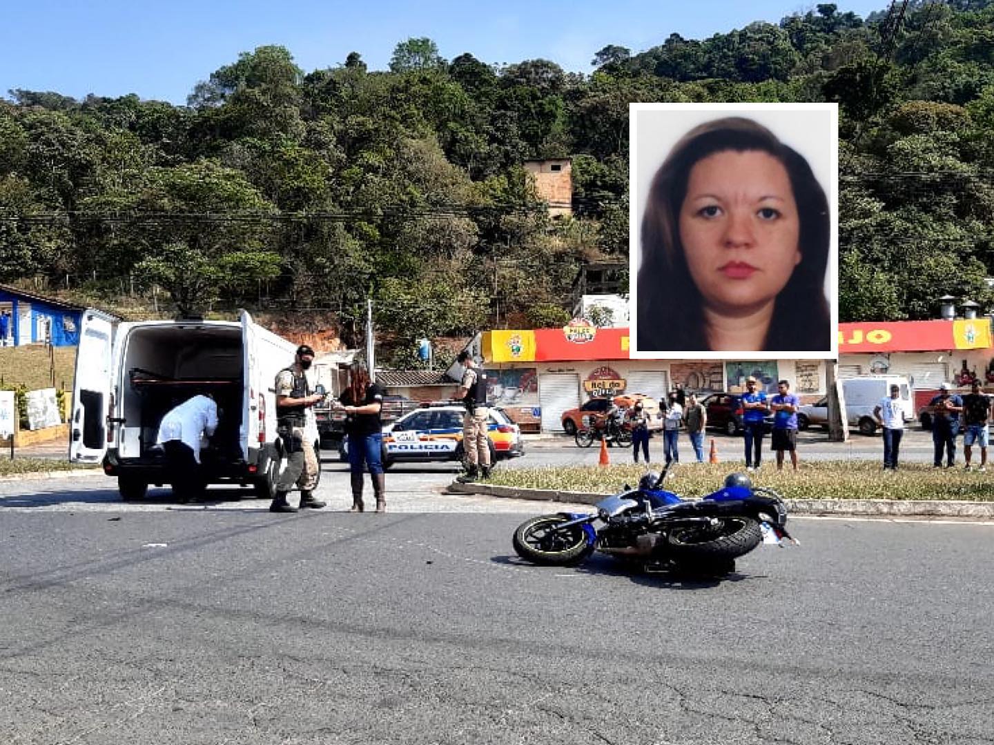 Poços: mulher que estava em garupa de moto morre após ser atropelada por caminhão