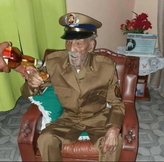 Morre sargento Olímpio: o militar mais velho do Brasil viveu 112 anos