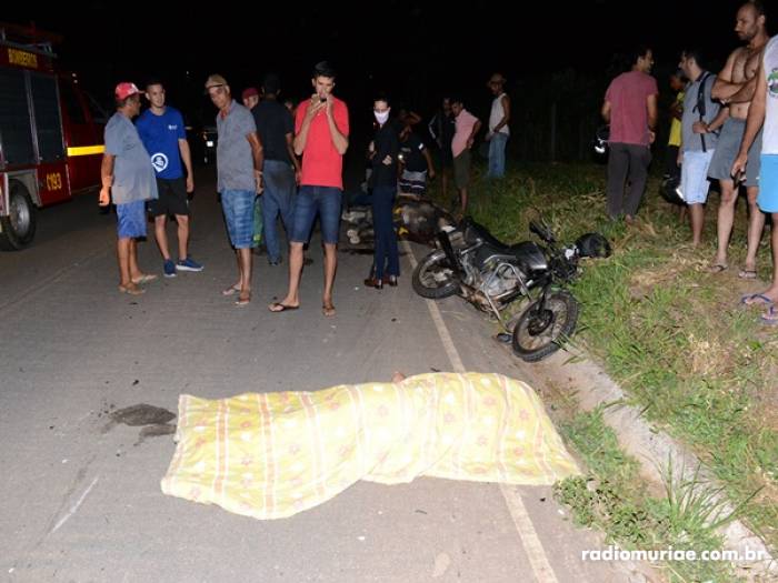 Muriaé: motociclista morre depois de bater em cavalo