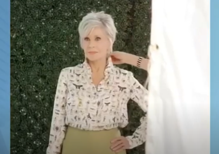 Famosas esbanjam boa forma depois dos 60 anos: qual é o segredo?