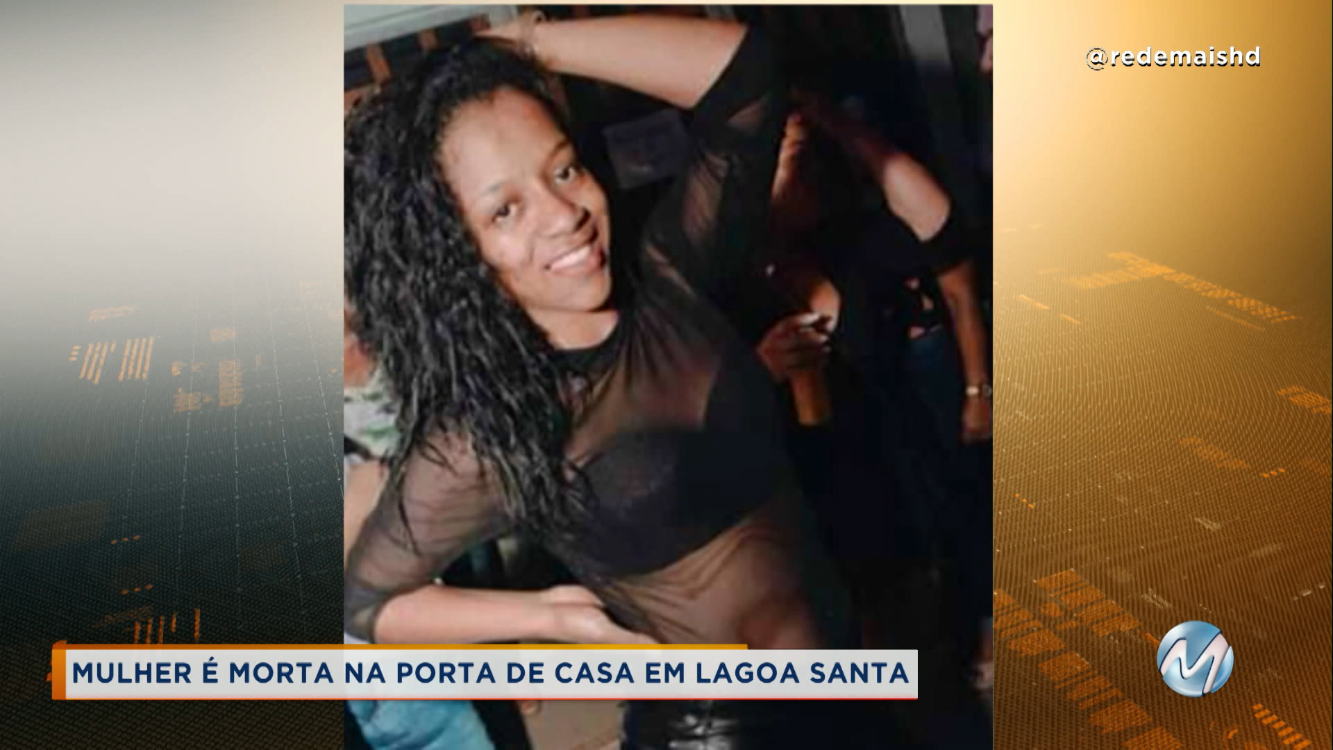 Mulher é assassinada na porta de casa