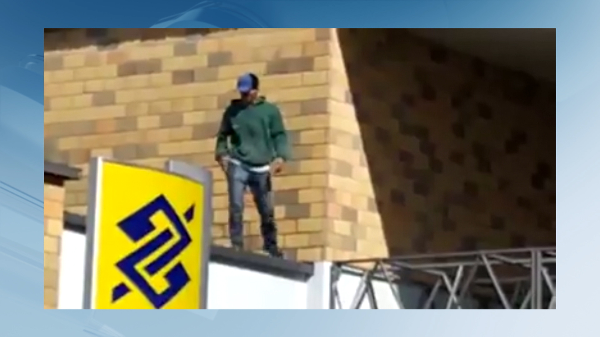 Andradas: homem invade banco e tenta se enforcar para não ser preso