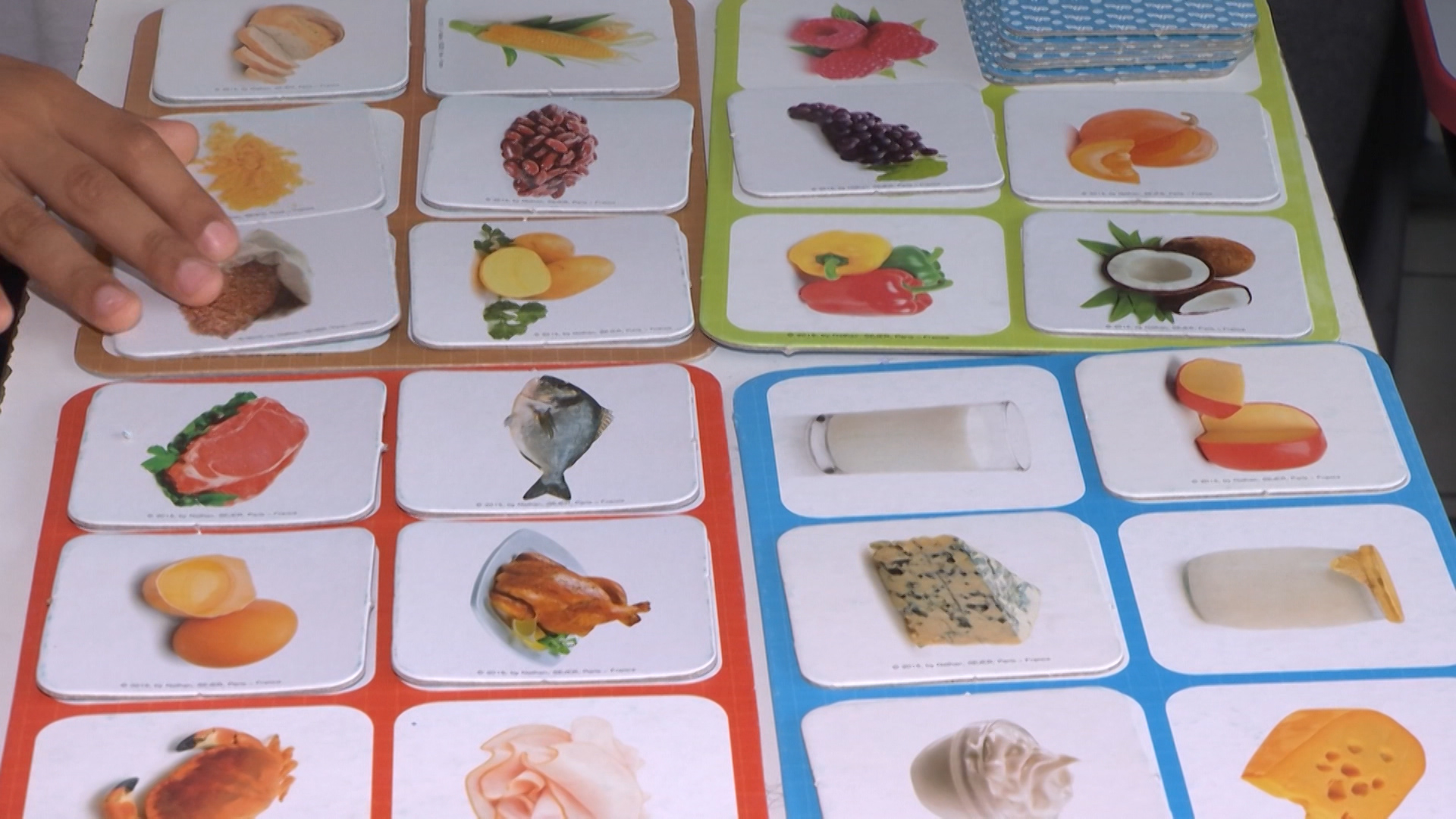 Alimentação saudável: alunos de nutrição ensinam crianças