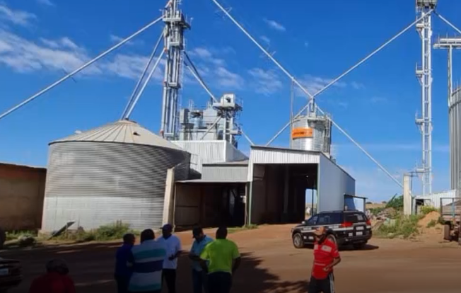 Unaí: corpo de caseiro é encontrado dentro de silo de soja em fazenda