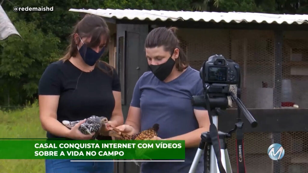 Casal conquista internet com vídeos sobre a vida no campo