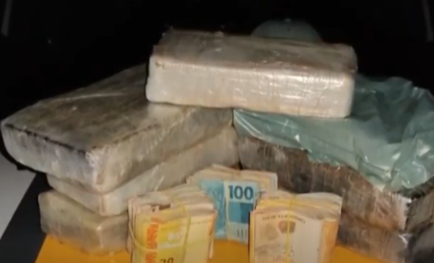 MGC-491: polícia apreende 7 tabletes de cocaína