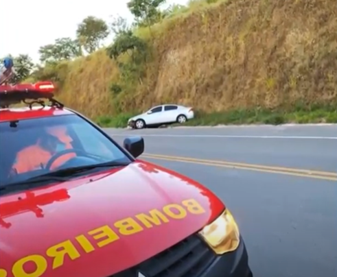 Guaxupé: homem bate o carro e desaparece