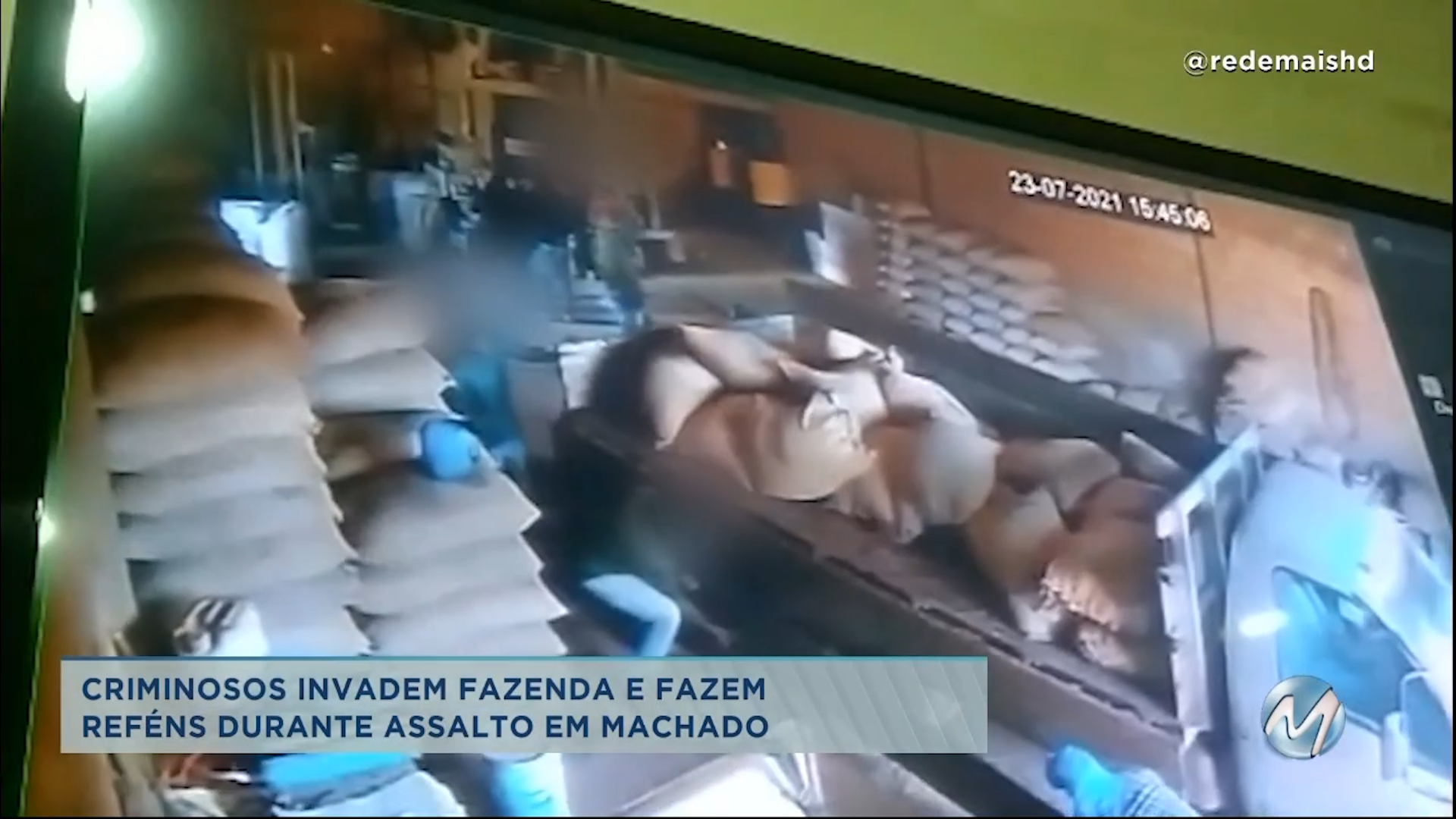 Câmeras mostram ação de criminosos durante assalto em Machado