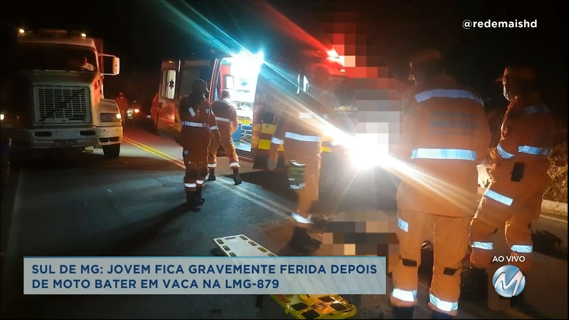 Sul de MG: jovem fica gravemente ferida depois de moto bater em vaca