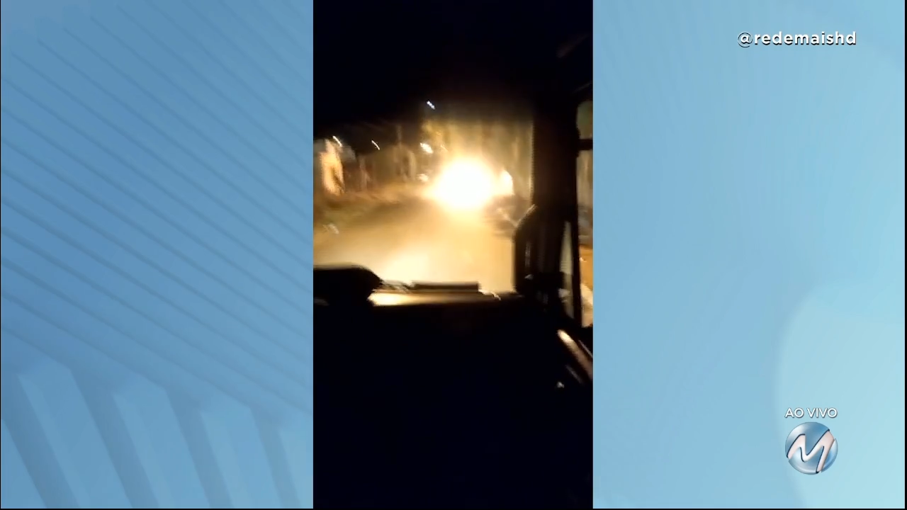 Alfenas: carro pega fogo no Residencial Teixeira