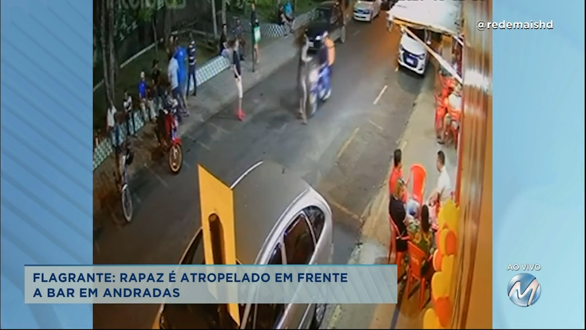 Flagrante: rapaz é atropelado em frente a bar em Andradas
