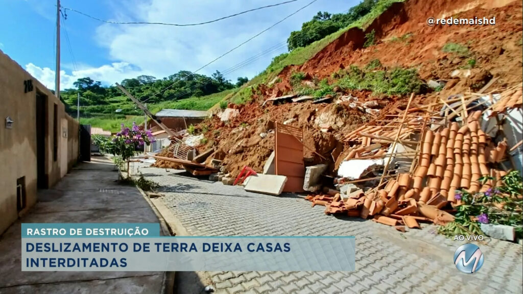 Barranco desmorona e deixa famílias desabrigadas em Ubá