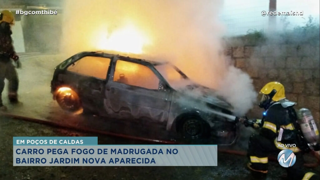 POÇOS DE CALDAS: CARRO PEGA FOGO NO BAIRRO JARDIM NOVA APARECIDA