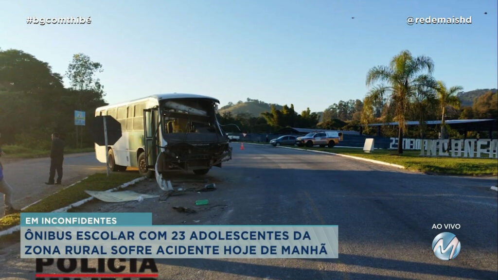 ÔNIBUS ESCOLAR SE ENVOLVE EM ACIDENTE