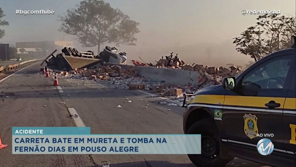 CARRETA BATE EM MURETA E TOMBA NA FERNÃO DIAS EM POUSO ALEGRE