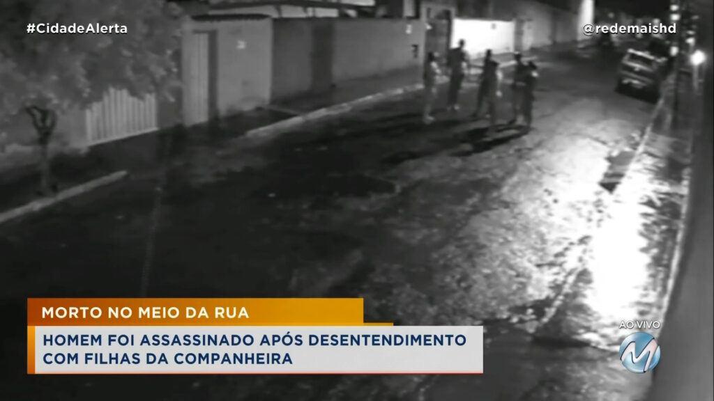 MORTO NO MEIO DA RUA: HOMEM FOI ASSASSINADO APÓS DESENTENDIMENTO COM FILHAS DA COMPANHEIRA