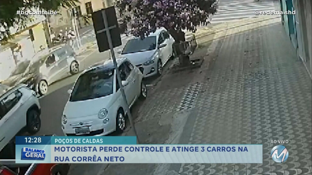 FLAGRANTE: MOTORISTA PERDE CONTROLE E ATINGE 3 CARROS NO CENTRO DE POÇOS DE CALDAS