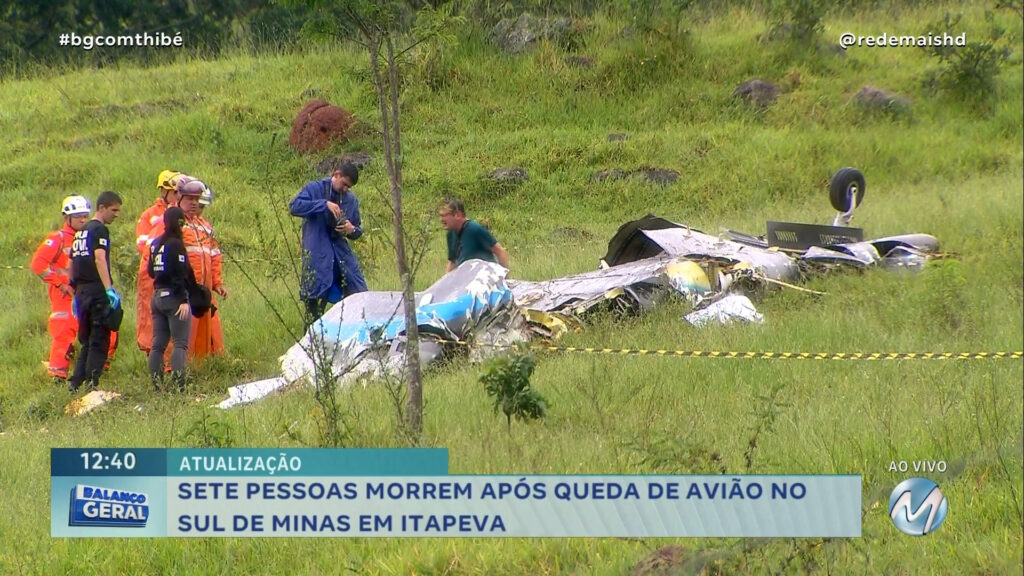 ATUALIZAÇÃO: SETE PESSOAS MORREM APÓS QUEDA DE AVIÃO NO SUL DE MINAS EM ITAPEVA