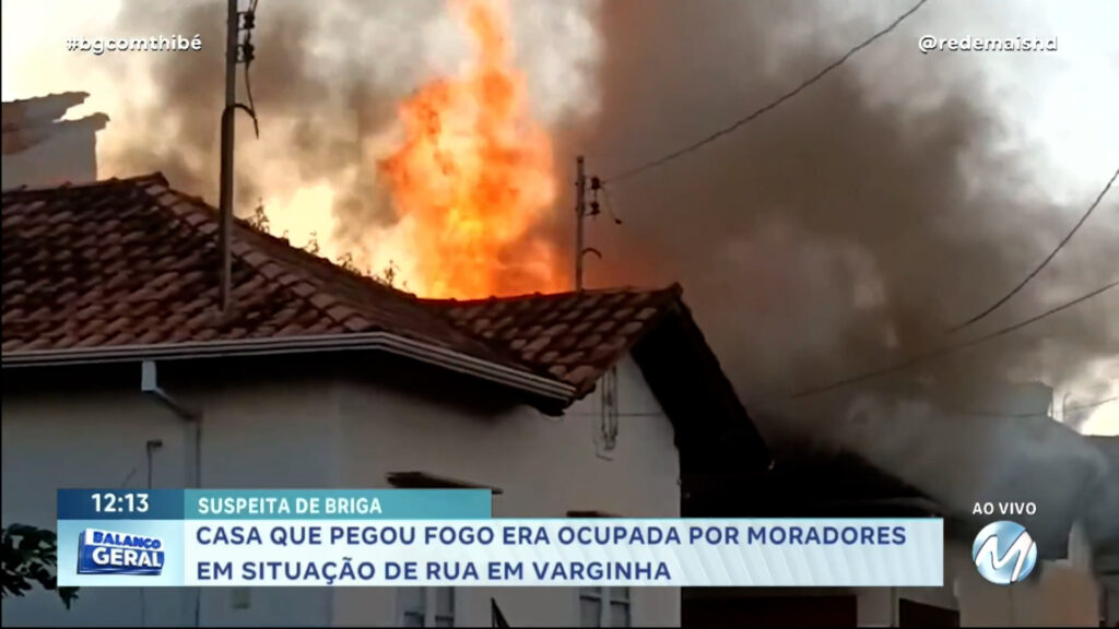 EM VARGINHA: CASA PEGA FOGO NA RUA WENCESLAU BRAZ