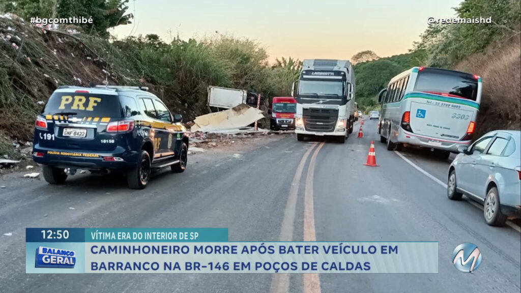 CAMINHONEIRO MORRE APÓS BATER VEÍCULO EM BARRANCO NA BR-146