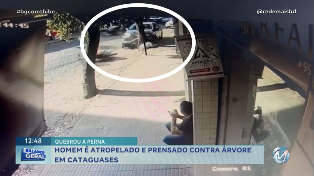 HOMEM É ATROPELADO E PRENSADO CONTRA ÁRVORE EM CATAGUASES