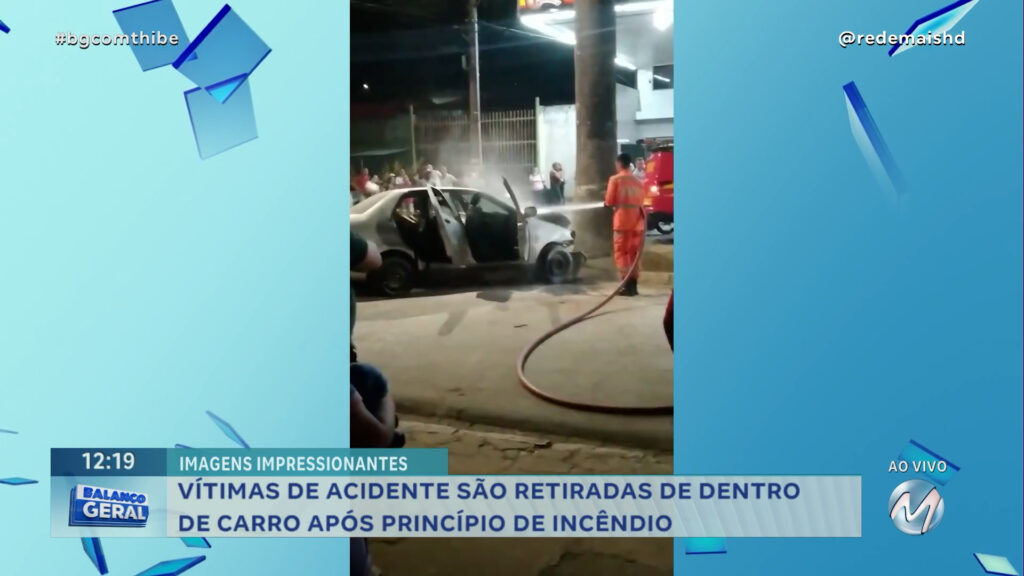 DUAS PESSOAS FICAM FERIDAS APÓS CARRO BATER EM PALMEIRA EM ALFENAS