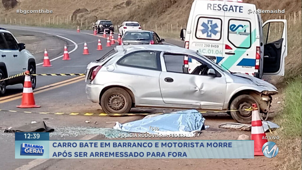 CARRO BATE EM BARRANCO E MOTORISTA MORRE APÓS SER ARREMESSADO PARA FORA