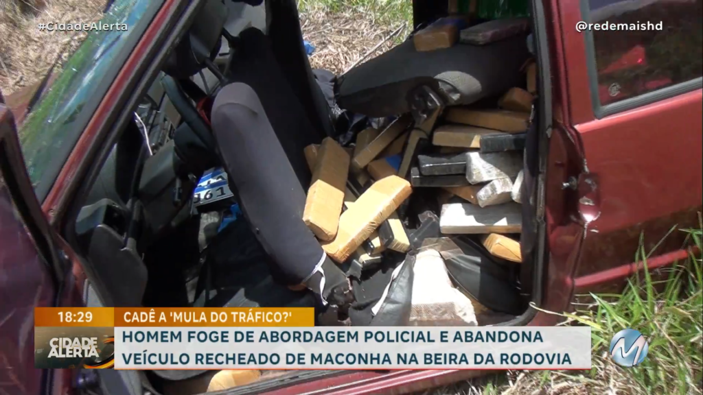 HOMEM FOGE DE ABORDAGEM POLICIAL E ABANDONA VEÍCULO RECHEADO DE MACONHA NA BEIRA DA RODOVIA