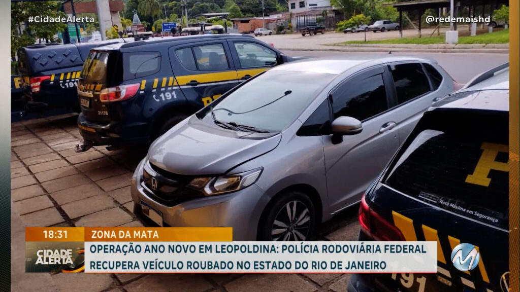 PRF RECUPERA VEÍCULO ROUBADO NO ESTADO DO RIO DE JANEIRO DURANTE BLITZ EM LEOPOLDINA