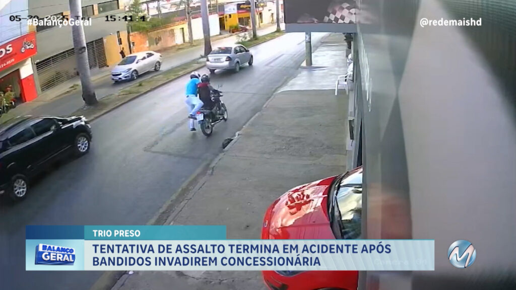 TRÊS HOMENS FORAM PRESOS SUSPEITOS DE TENTAR ROUBAR UM BRACELETE DE OURO AVALIADO EM R$ 25 MIL