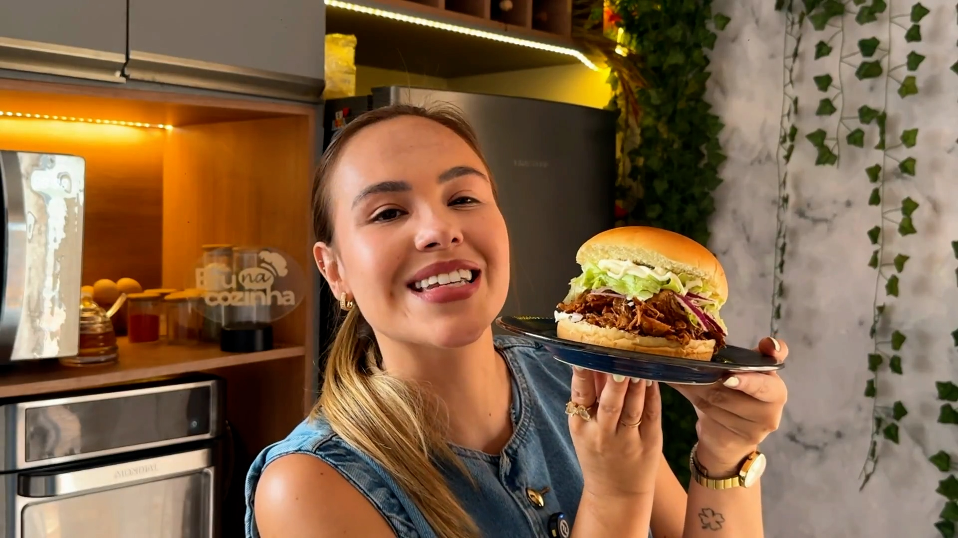 AGORA É A HORA DO QUADRO MAIS SABOROSO DA PROGRAMAÇÃO