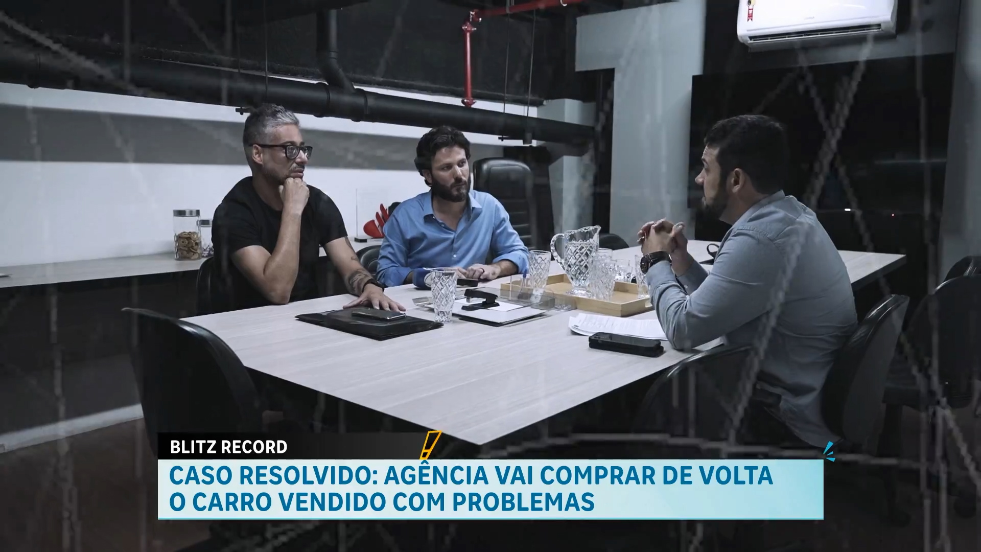 VEÍCULO SEMINOVO VEIO COM VIDROS DE OUTRO CARRO